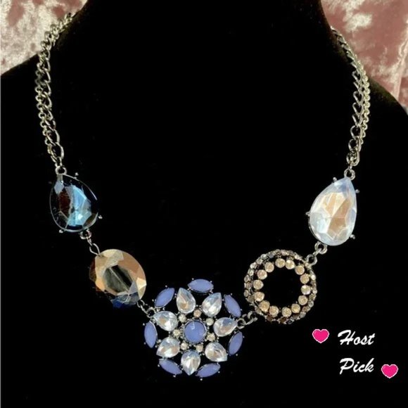 Vera Wang Jewelry - Signed Vera Wang Chunky Statement Necklace 19”